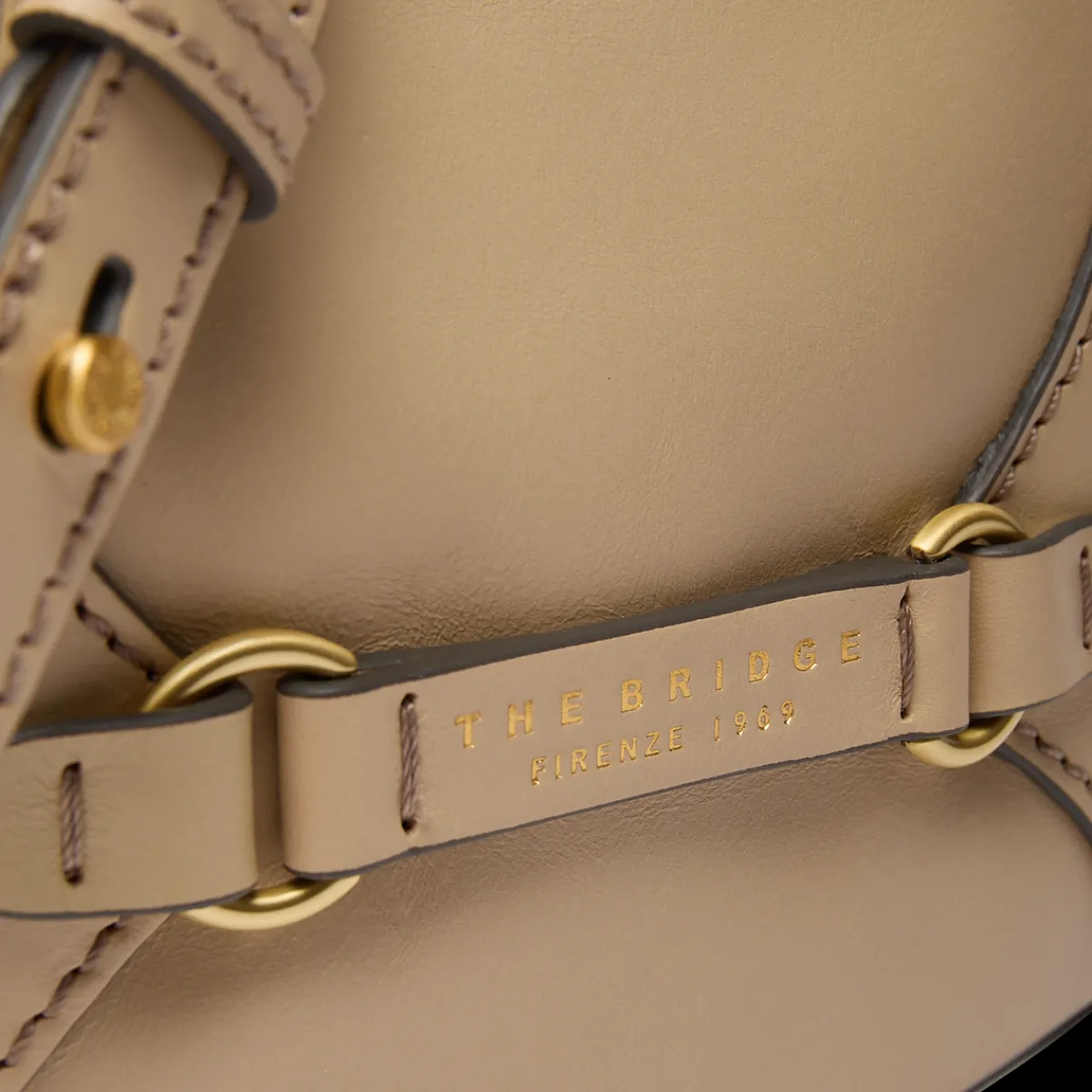 Borsa pelle donna piccola con tracolla removibile-The Bridge Sale