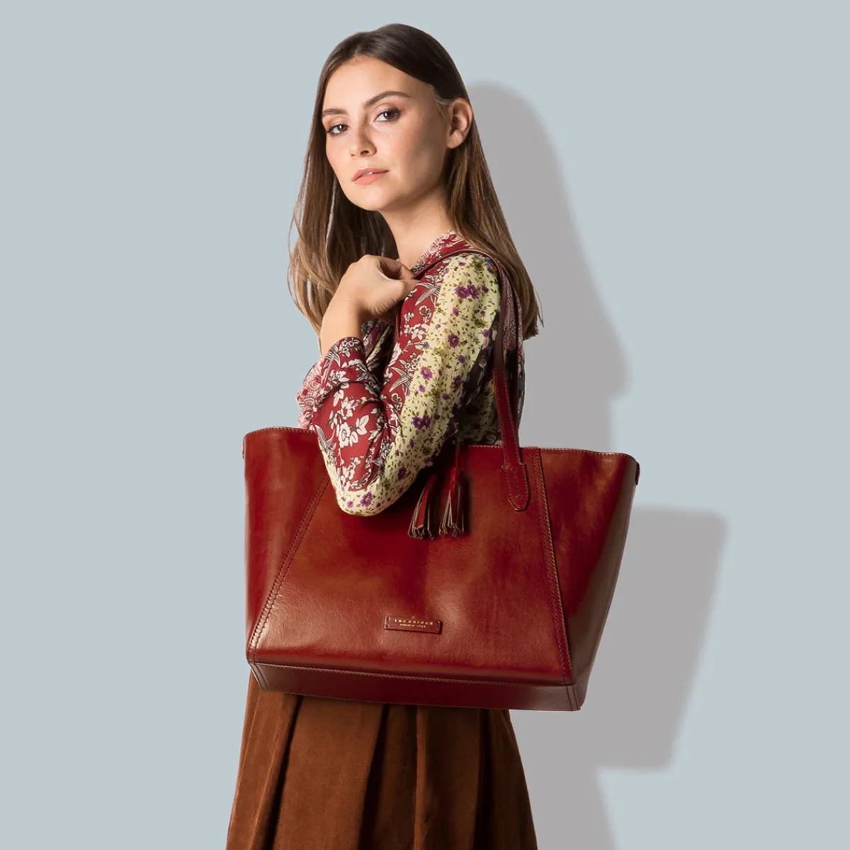 Borsa shopper pelle con nappine-The Bridge Online