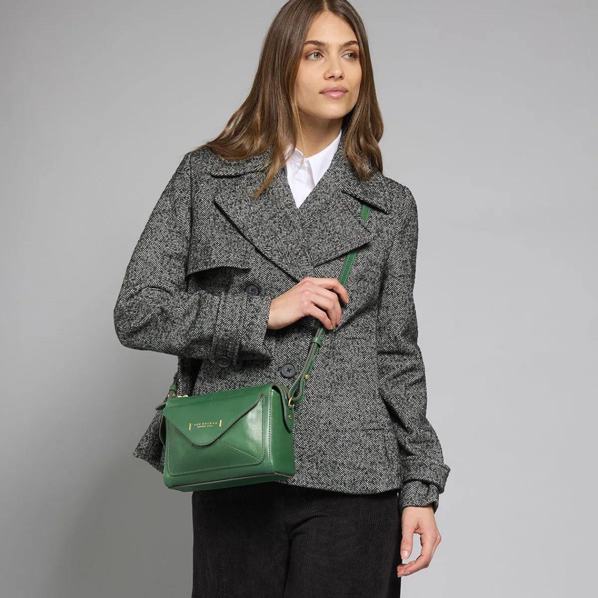 Borsa tracolla in pelle con tasca frontale-The Bridge Best