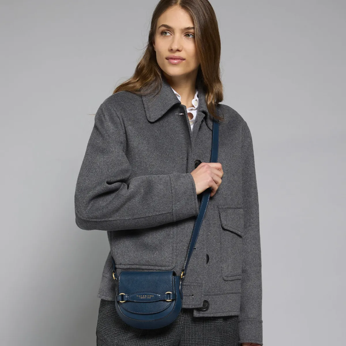 Borsa tracolla in pelle compatta-The Bridge Online