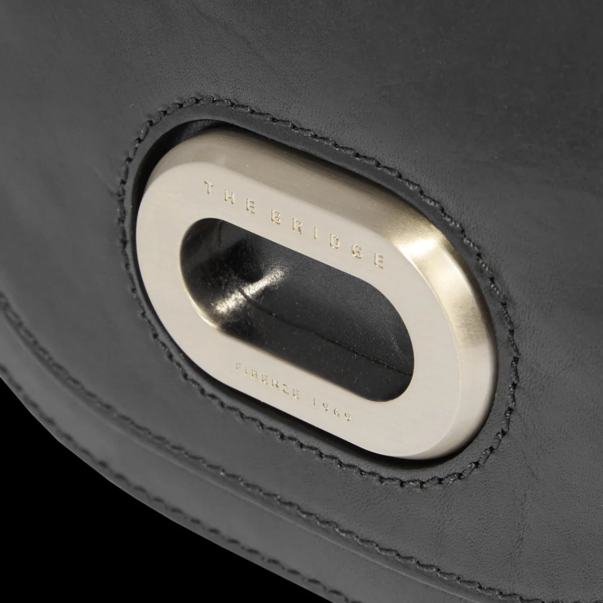 Borsa tracolla in pelle donna-The Bridge Outlet