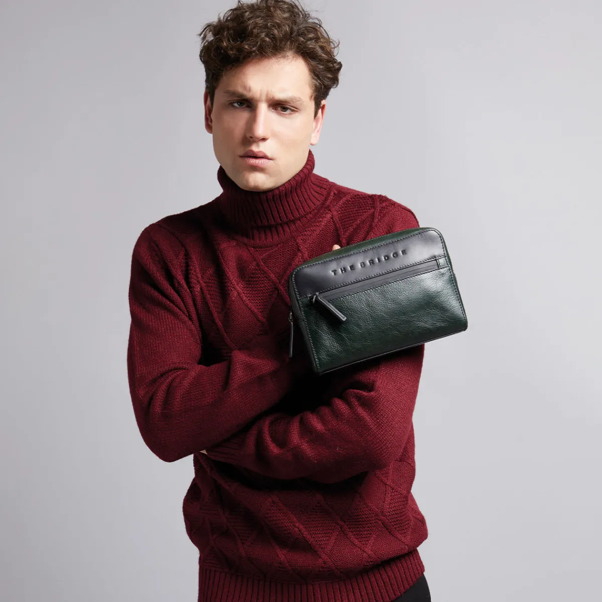 Pochette pelle uomo-The Bridge Best