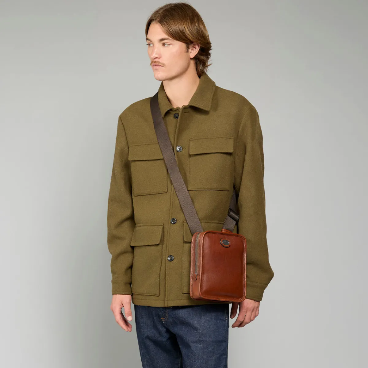 Tracolla in pelle uomo-The Bridge Sale