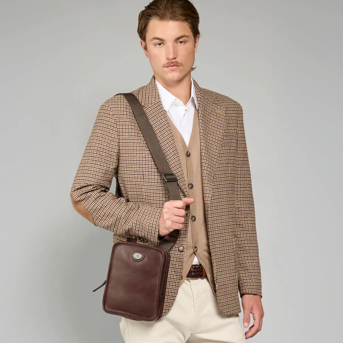 Tracolla in pelle uomo-The Bridge Online