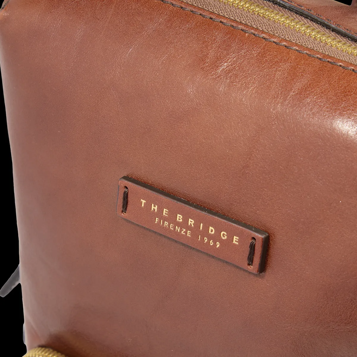Zaino donna in pelle piccolo con tasca frontale-The Bridge Clearance