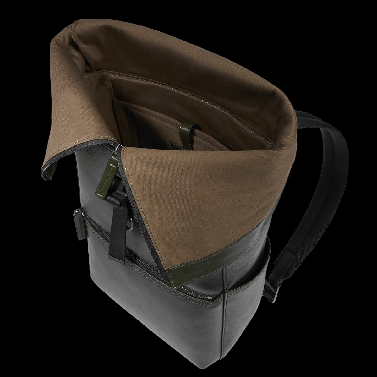 Zaino in pelle uomo con apertura roll-top-The Bridge Clearance