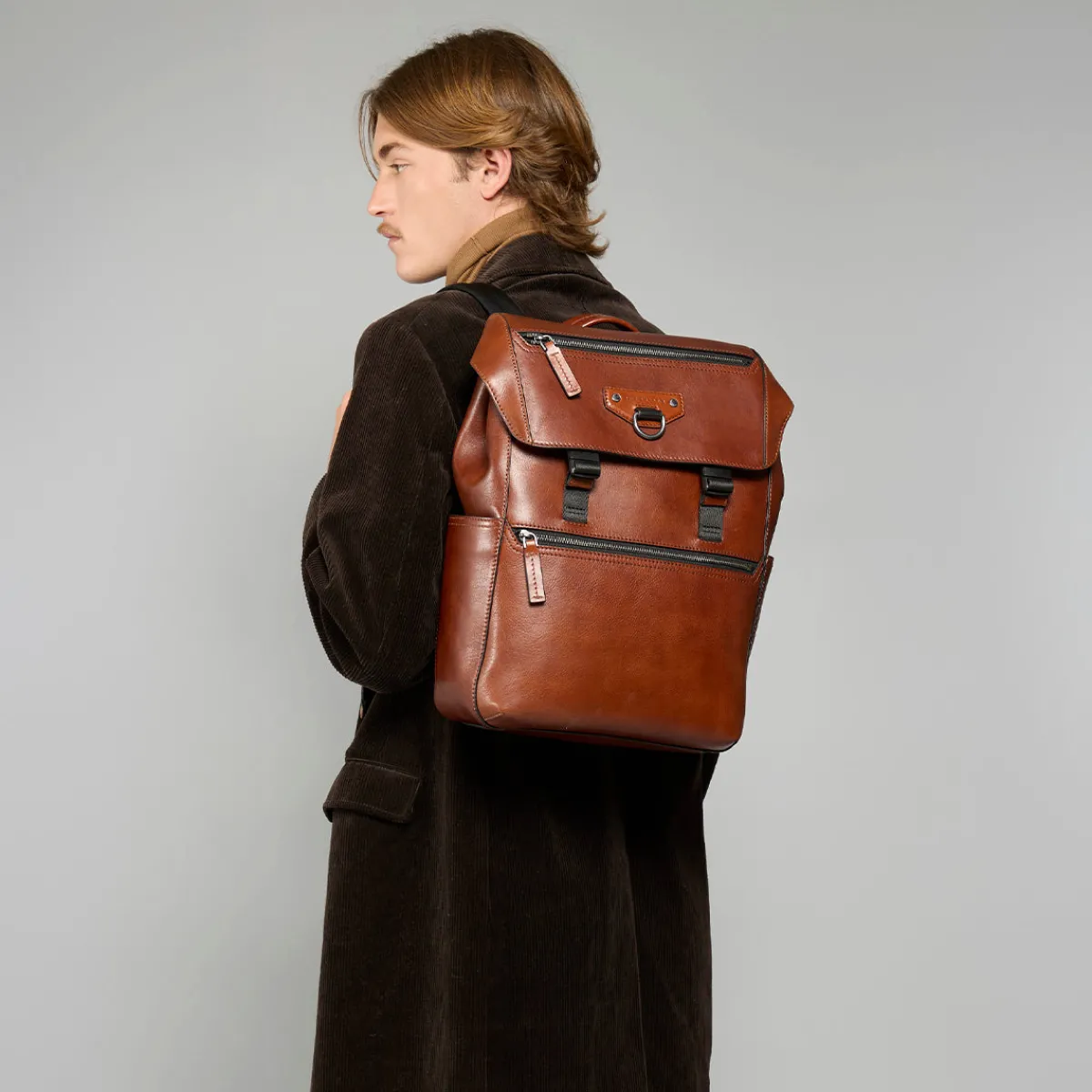 Zaino in pelle uomo con patta-The Bridge Discount